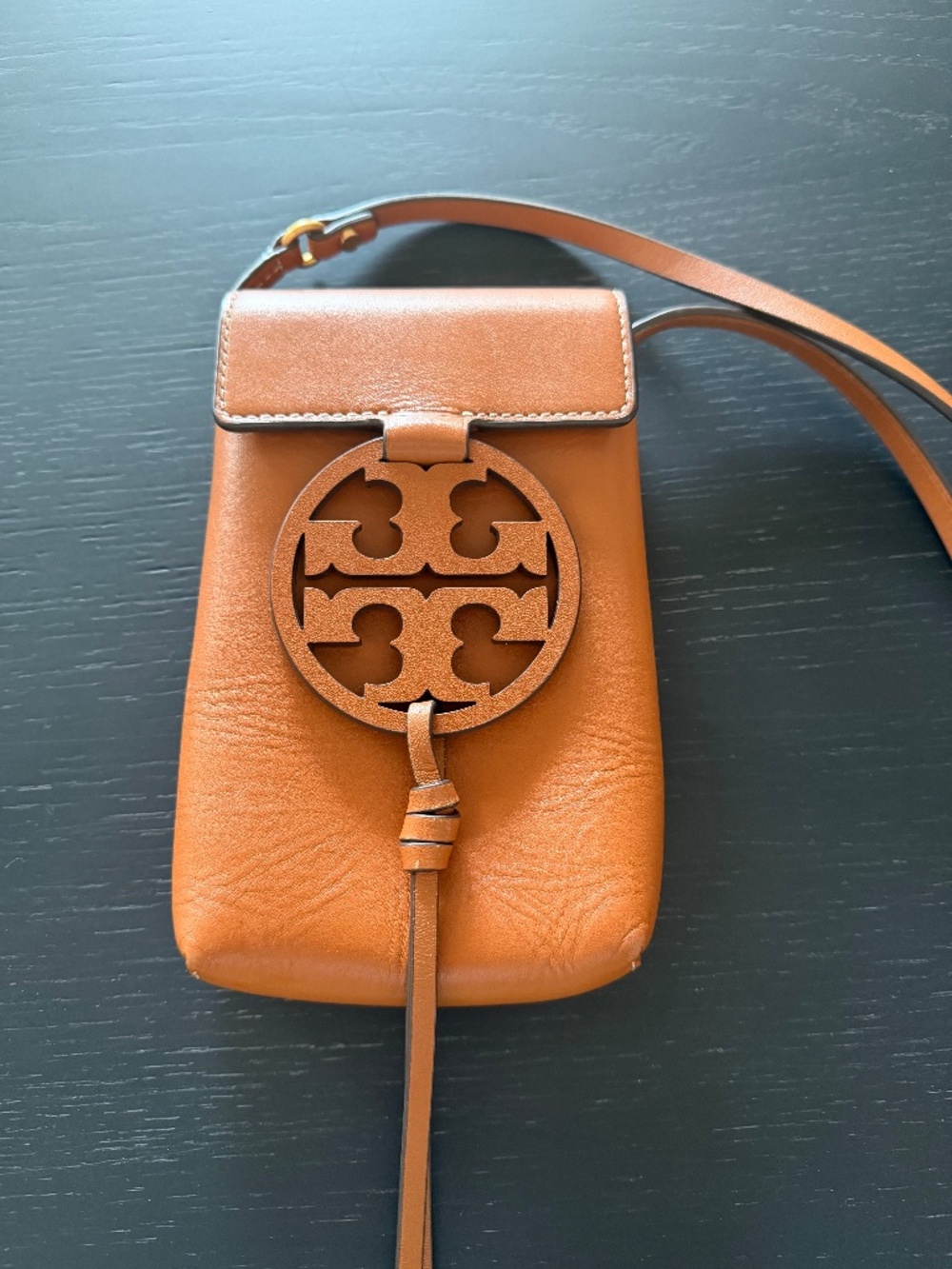 Tory Burch Leather Phone Crossbody in Cognac Brown